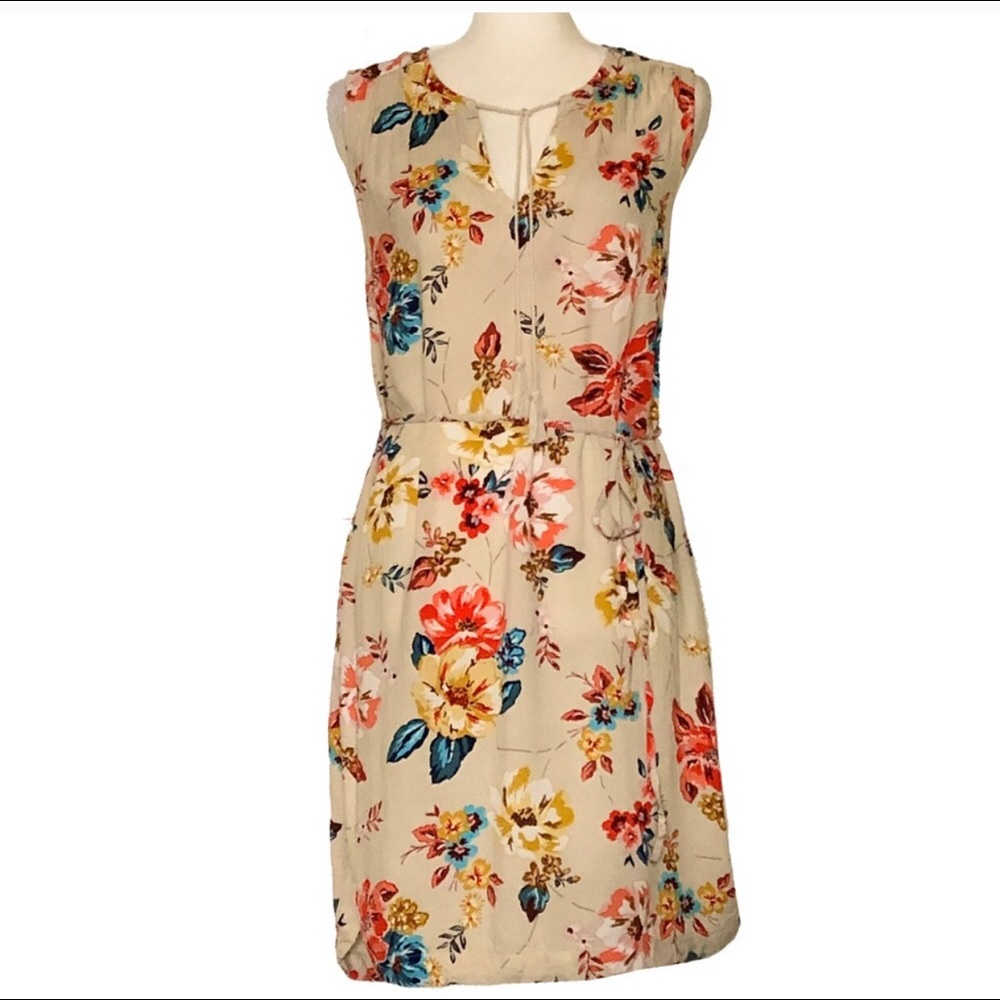 Floral Sleeveless Dress Size M!